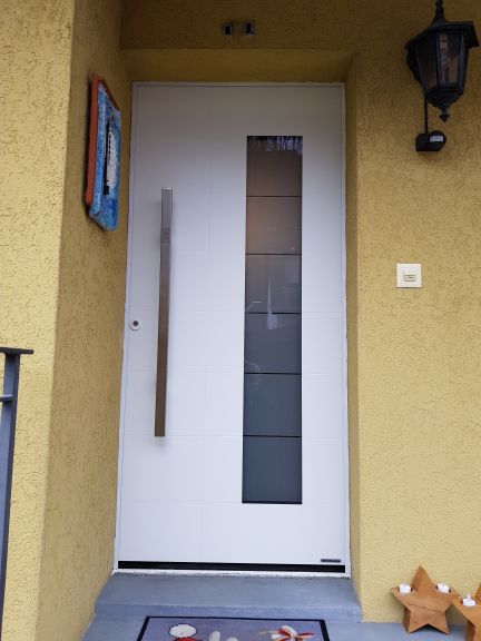 Haustüre nachher